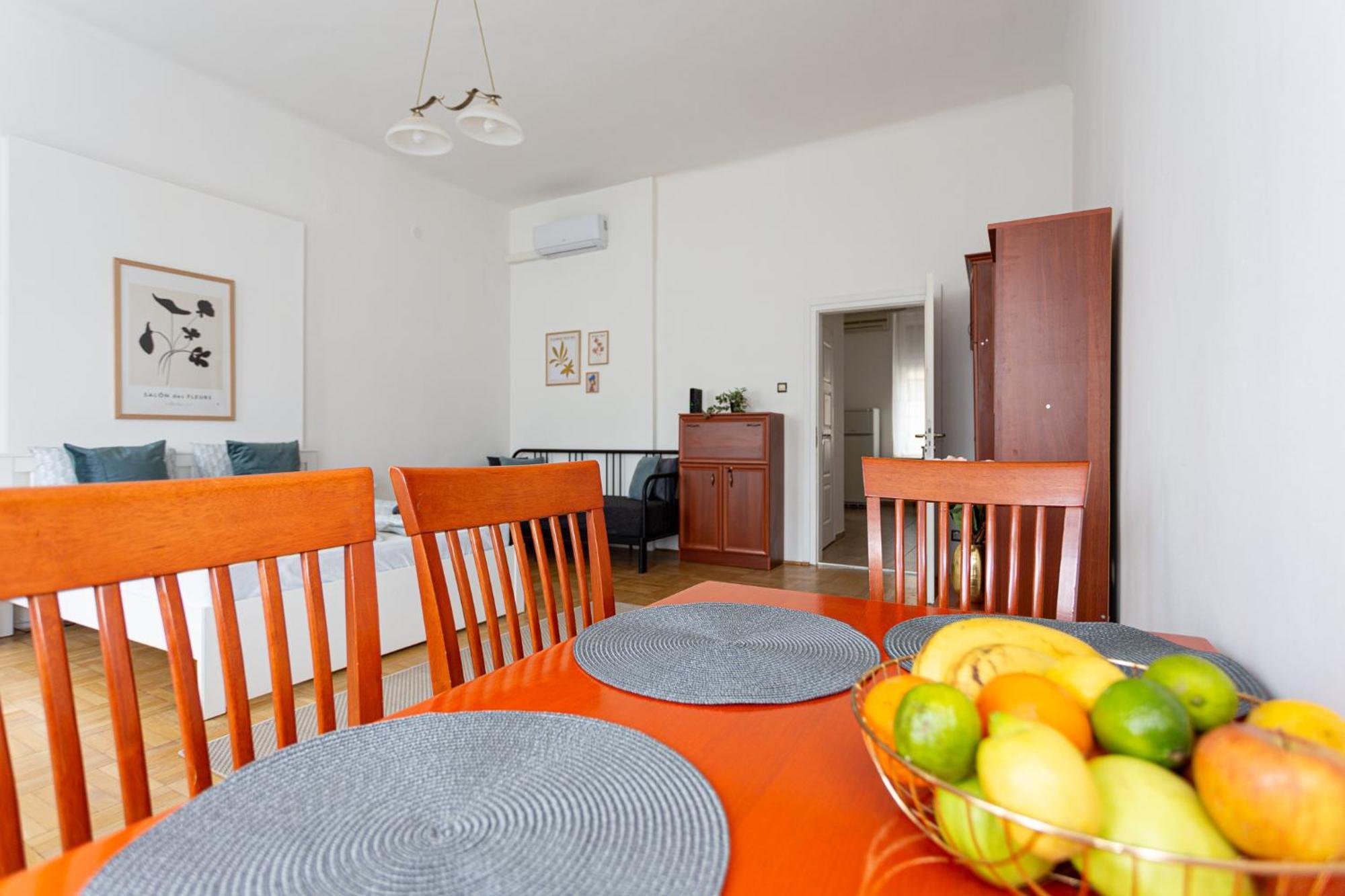 Urania Apartman